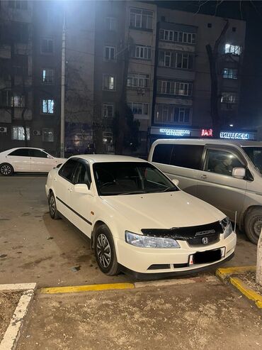 Honda: Honda Accord: 2000 г., 1.8 л, Автомат, Бензин, Седан