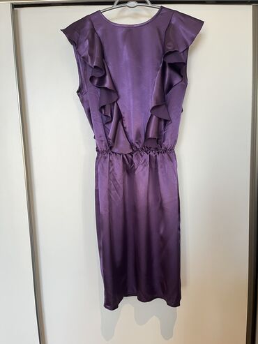 muslindn tikilmis qundaq: Вечернее платье, M (EU 38)