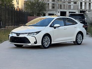 Toyota Corolla: 2023 г., Автомат, Бензин, Седан