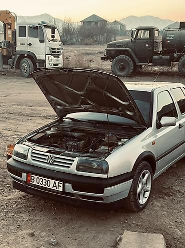 Volkswagen: Volkswagen Vento: 1996 г., 1.8 л, Механика, Бензин, Седан — 5