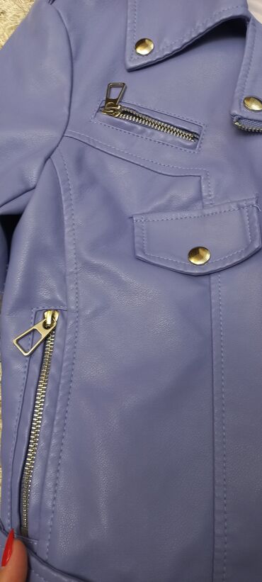 Kurtkalar: Deri Godekce Tezedir Etiketi uzerindedir. Hec geyinilmeyib Razmer S. M — 6