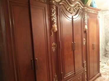 ikinci əl mebellər: Açılan, 6 qapı Düz dolab, Qarderob, paltar dolabı