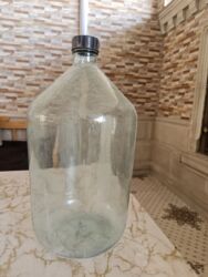 metbex çanaqları: Şüşə damacana – geniş ağızlı, qapaqlı - Material: qalın, şəffaf şüşə lalafo.az -da metbex çanaqları: Şüşə damacana – geniş ağızlı, qapaqlı - Material: qalın, şəffaf şüşə