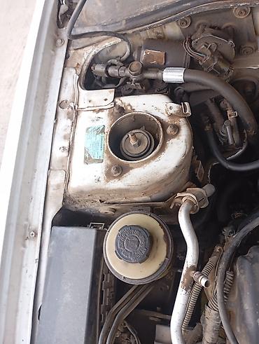 машина сатып алу: Nissan Primera: 2000 г., 1.8 л, Кол менен иштөөчү, Бензин, Седан — 4