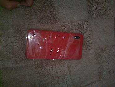 philips xenium 9@9s: Qırmızı arxa qapaqlı smartfon - Korpus: parlaq qırmızı rəng, güzgü — 1