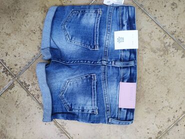 bambi igracke nove: Short, 98