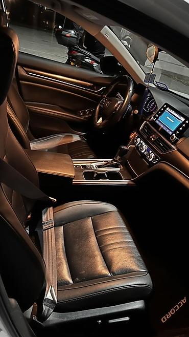 лобовой одиссей: Honda Accord: 2022 г., 1.5 л, Автомат, Бензин, Седан — 7
