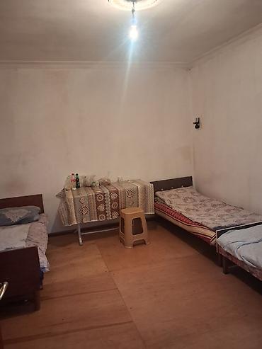 4 otaqlı kiraye evler: Salam 1 nefer qalir 2 nefer tellebe ya işleyen sakit temizkar cavan — 2