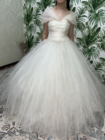 необычное платье: Необычное свадебное платье в хорошем состоянии