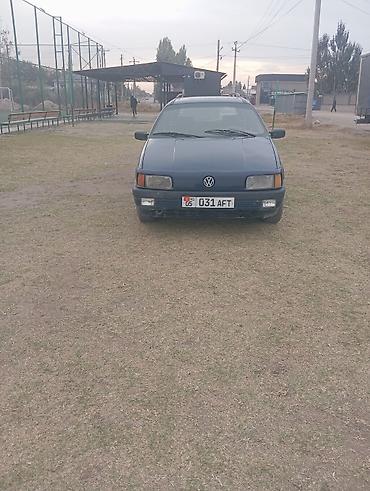 Volkswagen Passat Variant: 1991 г., 1.8 л, Механика, Бензин, Универсал