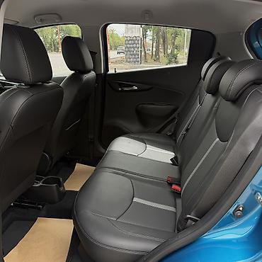 Chevrolet: Chevrolet Spark: 2019 г., 1 л, Вариатор, Бензин, Хэтчбэк — 18