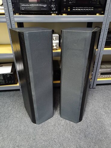 Zvučnici i stereo sistemi: Quadral CERTO mk V podnostojeci zvucnici trosistemci basevi 6 — 4