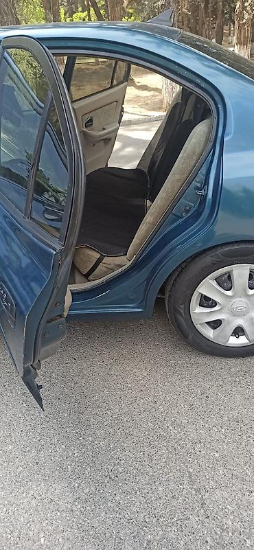 Hyundai: Hyundai Elantra: 2 l | 2021 il Sedan — 4