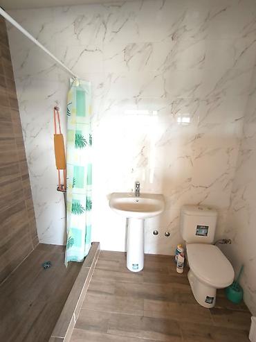 Долгосрочная аренда домов: 80 м², 4 комнаты — 4