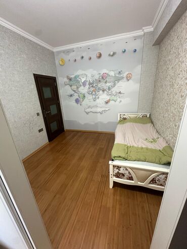 Uzunmüddətli kirayə mənzillər: Xırdalam kristal 1de 14/11ri 3 otaq metbext studio kiraye menzil — 8