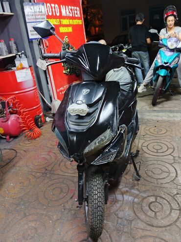 мопед: Tufan - MOPED, 90 sm3, 2023 il, 22000 km
