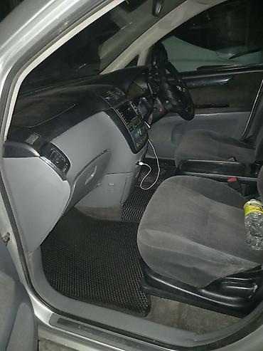 Toyota: Toyota Ipsum: 2002 г., 2.4 л, Автомат, Бензин, Минивэн — 8