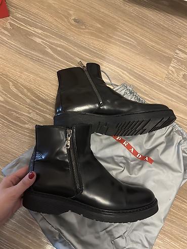 Botinkalar: Prada qadın qısa dəri çəkmələri - Model kodu: 3T5880 - Ölçü: 39.5 - — 7