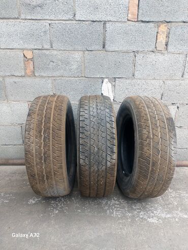 пакрышка на спринтер: Шины 235/65R16C, б/у (3 шт.) Размер: 235/65 R16C Количество: 3 штуки