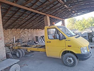 кенгурятник на вольво fh12: Легкий грузовик, Volkswagen, Стандарт, 3 т, Б/у — 1