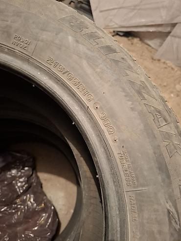 revo: Шины 215 / 65 / R 16, Зима, Б/у, Комплект, Легковые, Япония, Bridgestone — 2