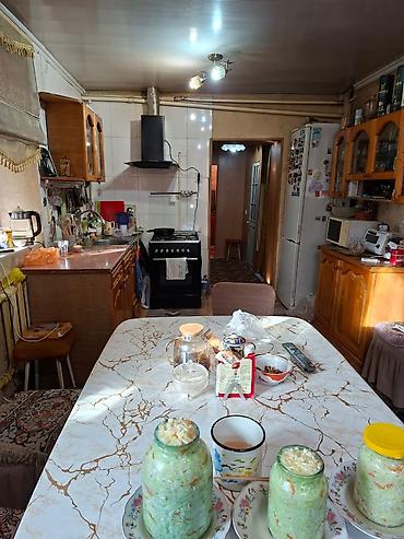 Продажа коттеджей и домов: Продается!! Дом с участком - 9,8 соток, в частном секторе, в районе — 10