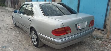 нехся 2: Mercedes-Benz E 230: 1997 г., 2.3 л, Автомат, Газ, Седан