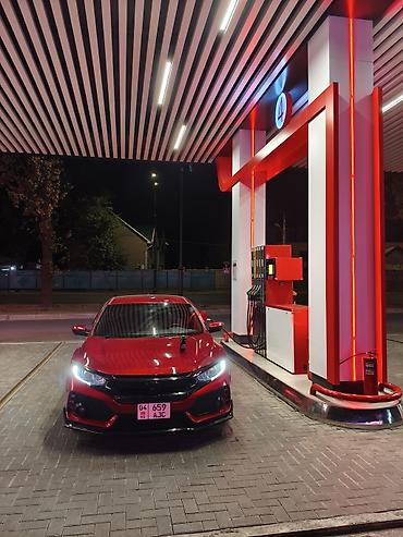 civic honda: Honda Civic: 2018 г., 1.5 л, Механика, Бензин, Хэтчбэк — 1