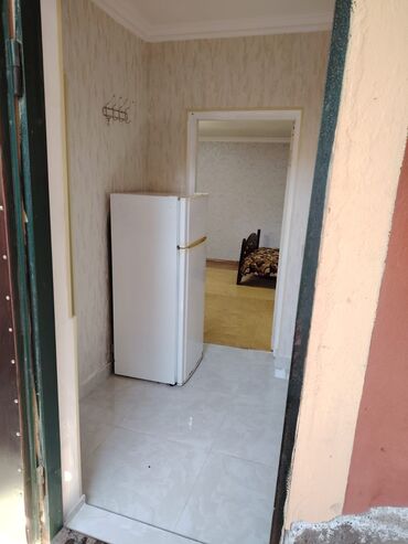 Uzunmüddətli kirayə evlər: 40 kv. m, 1 otaqlı, Qaz, İşıq, Su — 3