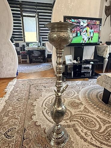 xonça şəkli çəkmək: Böyük ölçülü, dekorativ metal samovar-nərgile (şişə hissəsiz). - — 1