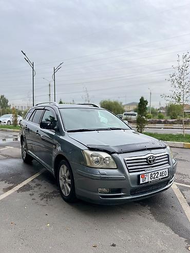 Toyota Avensis: 2004 г., 2 л, Механика, Бензин, Универсал