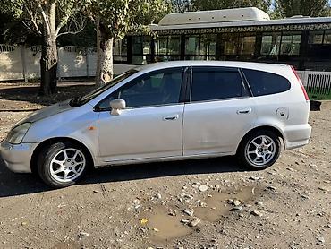 uni v: Honda Stream: 2001 г. — 4