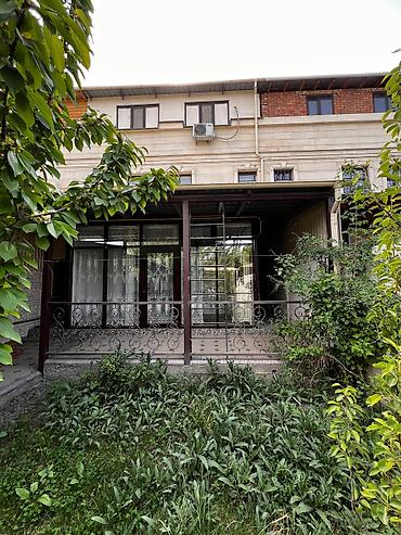 Продажа таунхаусов: 5 и более комнат, 240 м², 2 соток, Канализация, Холодная вода, Электричество — 14