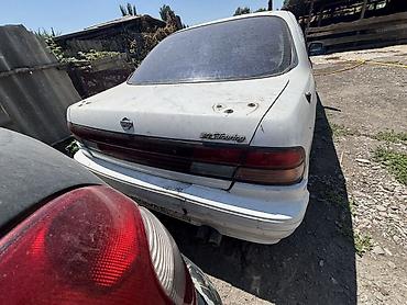 Транспорт: Nissan Maxima: 1999 г., 0.3 л, Механика, Бензин, Седан — 6