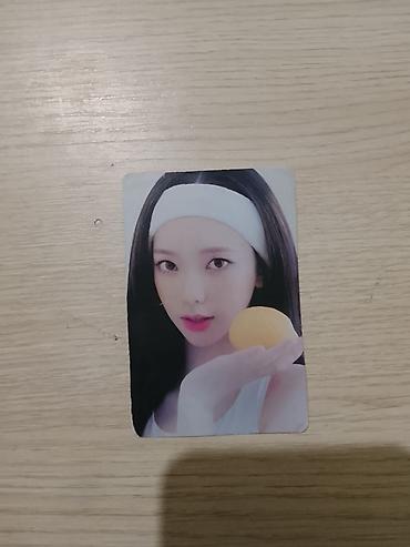 Открытки: Фотокарточки с изображениями участниц k-pop группы (несколько — 33