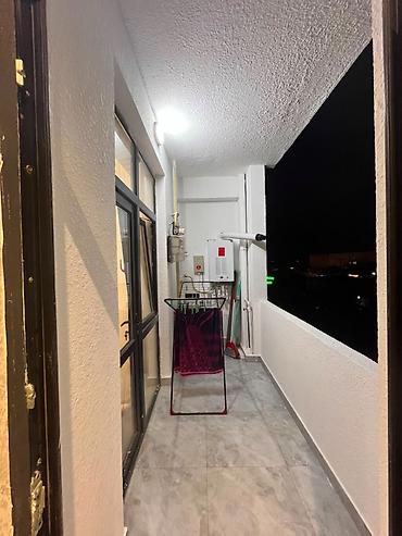 Mənzillər: Əmircan qəs., 1 otaqlı, Yeni tikili, m. Qara Qarayev, 42 kv. m — 9