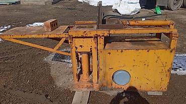 Другое оборудование для производства стройматериалов: Гидравлический вибропресс-станок для производства бетонных блоков — 14