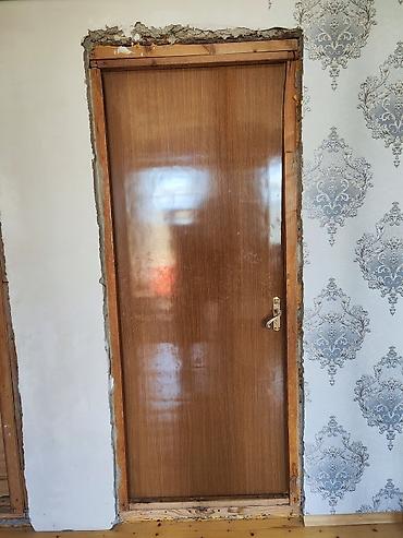 qapi demir qapi seyf qapi: Ehtiyaci olan şəxslər təmənnasiz gəlib apara bilər.Taxta məbəlli otaq — 2