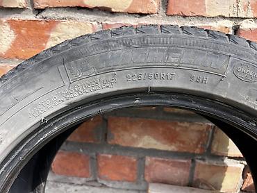 e6 3: Продаю 2 шины
Шины стояли на AION S Plus
Размер: 225/60 R17 — 2