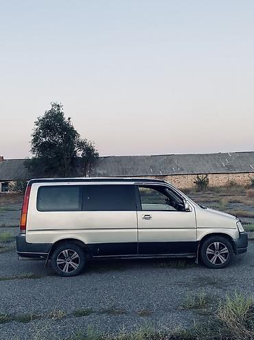 бампер нехия: Honda Stepwgn: 1999 г., 2 л, Автомат, Бензин, Минивэн — 4