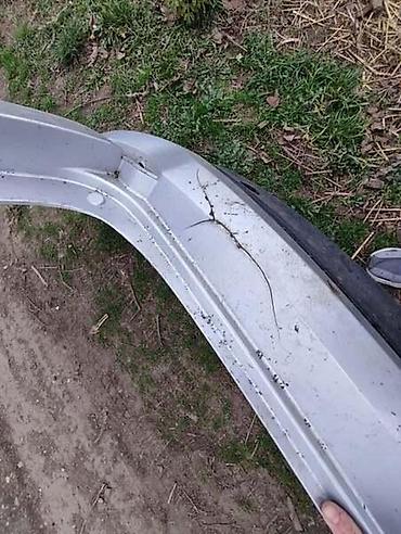 pezo 1: BRANIK SIVI ZA HYUNDAI TUCSON | Branik sa ostecenjem koje se vidi — 3