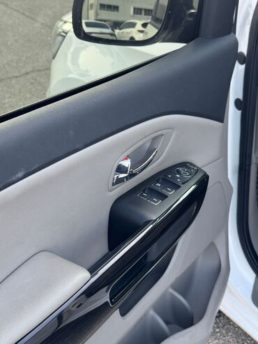 Kia: Kia Carnival: 2020 г., 2.2 л, Автомат, Дизель, Минивэн — 8