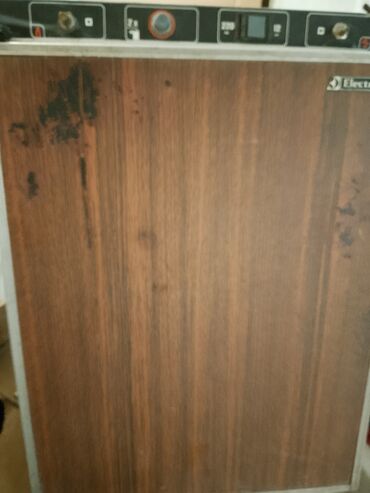 мини холодильник авто: Холодильник автомобилей 12/в 220/в производство Германии