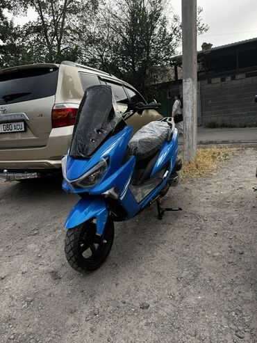 скутеры новый: Скутер 150 куб. см, Бензин, Новый
