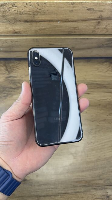 Apple iPhone: IPhone X, Б/у, 64 ГБ, Защитное стекло, Чехол, 100 %