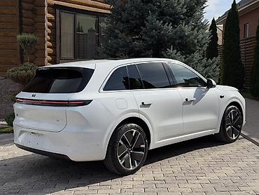 launch pro elite: Lixiang L6: 2025 г., 1.5 л, Автомат, Электромобиль, Кроссовер — 3