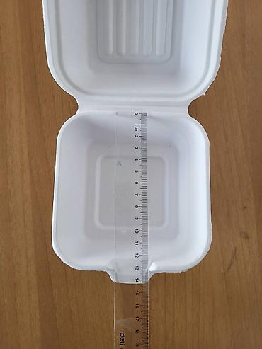 Другая посуда и кухонный инвентарь: Посуда одноразовая в ассортименте (ланч боксы). Высокое качество — 3