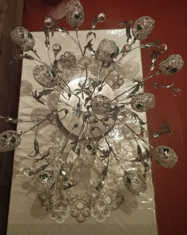 Vazalar: Çılçıraq, 10 və daha çox lampa, Metal