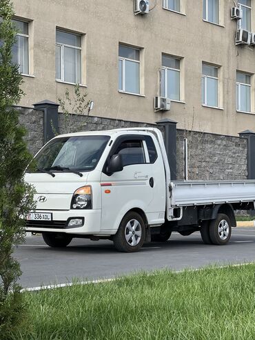 Hyundai: Hyundai Porter: 2017 г., 2.5 л, Автомат, Дизель