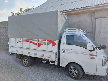 продаю связи с переездом: Жеңил жүк ташуучу унаа, Hyundai, Стандарт, 3 т, Жаңы